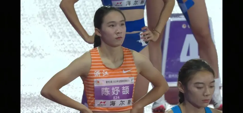 上海的黄羽, src